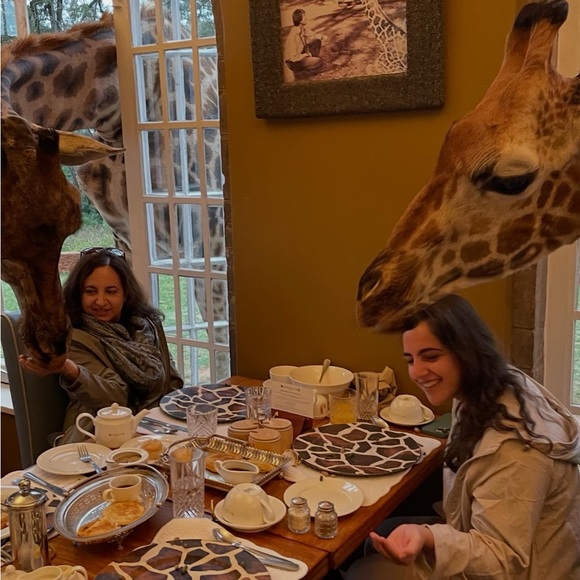 Connect with me on Instagram for $5 off your purchase! @Racheltwhite - Picture 12 of 13